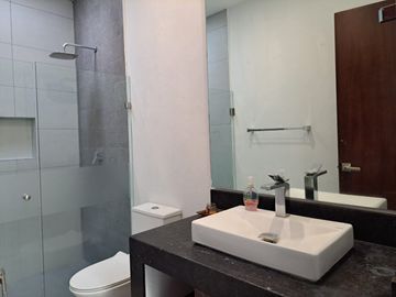 : Casa en Venta de una Planta en Residencial Bosque Real