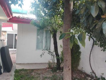 Casa en venta de una planta, en 16 de Septiembre Sur, Puebla, Puebla.