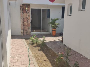 Casa en venta de una planta, en 16 de Septiembre Sur, Puebla, Puebla.