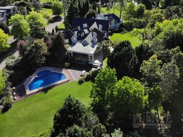 Casa de 6 dormitorios en Venta en Saint Thomas Sur