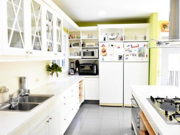 Casa de 6 dormitorios en Venta en Saint Thomas Sur