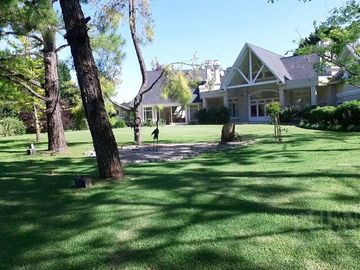 Casa de 6 dormitorios en Venta en Saint Thomas Sur