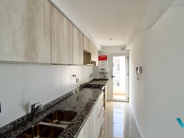 Departamento en venta de 3 ambientes en Ituzaingó norte excelente ubicación
