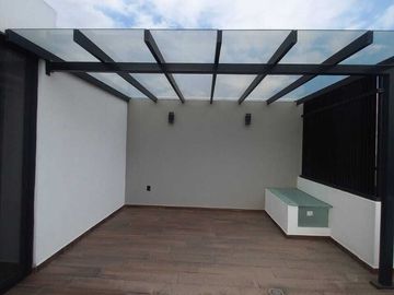 Casa en Venta cerca de Galerías Santa Anita
