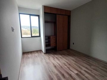 Casa en Venta cerca de Galerías Santa Anita