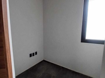 Casa en Venta cerca de Galerías Santa Anita