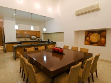 CASA ESTILO MEXICANO, FRACC. LA PUNTA, MANZANILLO