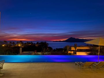 CASA ESTILO MEXICANO, FRACC. LA PUNTA, MANZANILLO