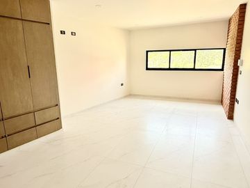 Elegante casa en venta en Fracc Finca de las Ánimas