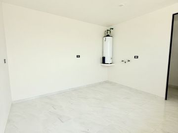 Elegante casa en venta en Fracc Finca de las Ánimas