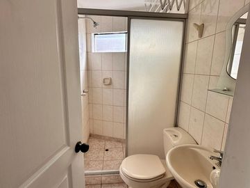 ALQUILER  DEPARTAMENTO EN LA AV. LA MERCED SURCO