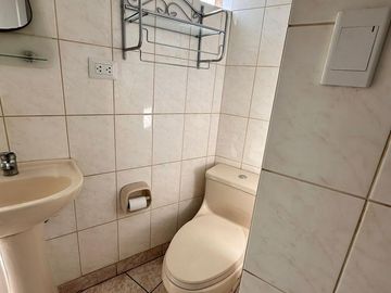 ALQUILER  DEPARTAMENTO EN LA AV. LA MERCED SURCO