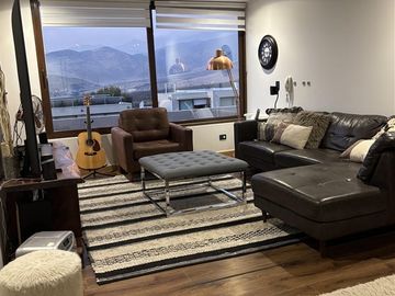 Casa en Venta en Av. Chamisero/ Jumbo