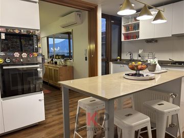 Casa en Venta en Av. Chamisero/ Jumbo