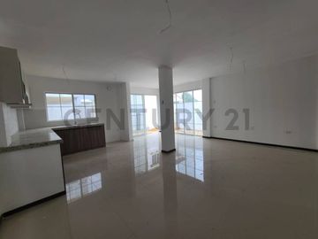 Increíble Oportunidad Urb.Terranostra Casa Esquinera de estreno al costo E.Men