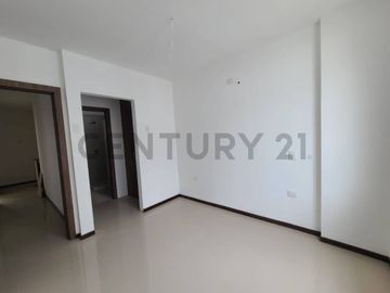 Increíble Oportunidad Urb.Terranostra Casa Esquinera de estreno al costo E.Men