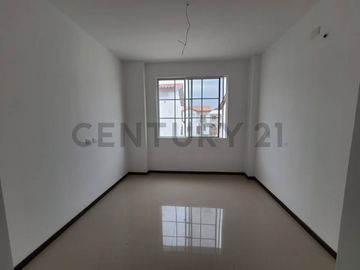 Increíble Oportunidad Urb.Terranostra Casa Esquinera de estreno al costo E.Men