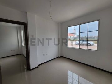 Increíble Oportunidad Urb.Terranostra Casa Esquinera de estreno al costo E.Men