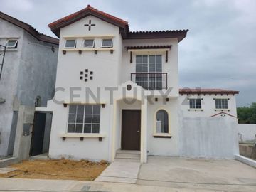 Increíble Oportunidad Urb.Terranostra Casa Esquinera de estreno al costo E.Men