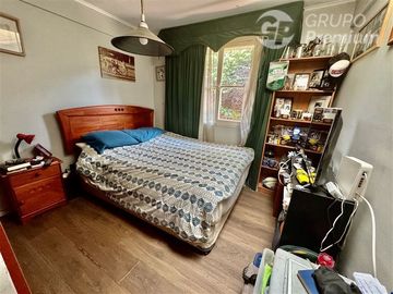 Casa en Venta en reina Victoria con Monseñor Edwards