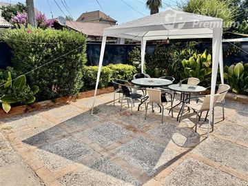 Casa en Venta en reina Victoria con Monseñor Edwards