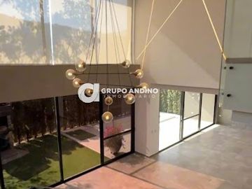 VENTA de CASAS en GIRON
