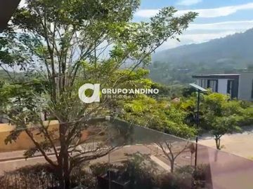 VENTA de CASAS en GIRON