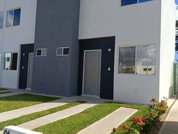 Venta de Casa en Privada con alberca