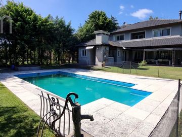 Casa en venta en Quintas del Sol | 5 Dormitorios
