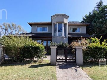 Casa en venta en Quintas del Sol | 5 Dormitorios