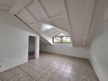 Casa en  venta de 5 dormitorios en Urb. Tennis Club, Samborondón