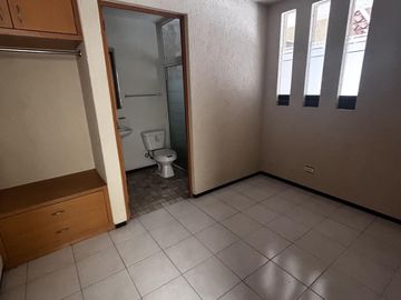 Casa en  Venta Calzada Farol Fraccionamiento Santa Cruz Guadalpue