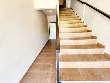 VENTA DEPARTAMENTO 1 DORMITORIO AMOBLADO B MALVINAS CARLOS PAZ