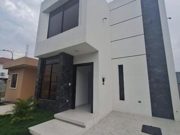 Casa en venta de 3 dormitorios, Urb. San Antonio ,Vía Samborondón RRR