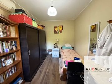 Casa en venta de 2 dormitorios c/ cochera en Villa Elisa