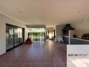 Casa en venta de 2 dormitorios c/ cochera en Villa Elisa