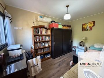 Casa en venta de 2 dormitorios c/ cochera en Villa Elisa