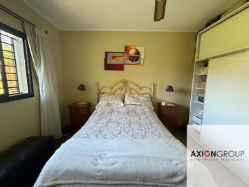 Casa en venta de 2 dormitorios c/ cochera en Villa Elisa