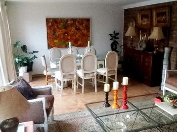 Casa en venta en LA REINA