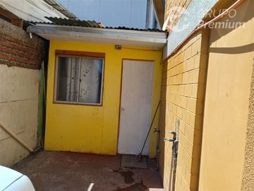 Casa en Venta en A PASOS DE LA AVENIDA POZO ALMONTE