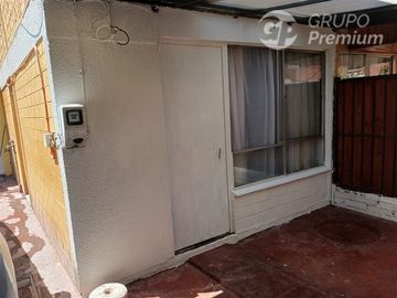 Casa en Venta en A PASOS DE LA AVENIDA POZO ALMONTE