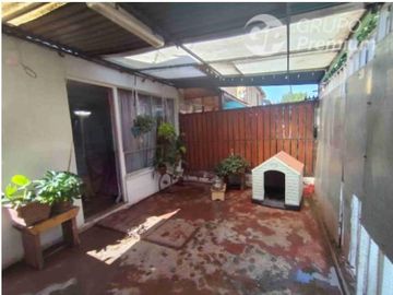 Casa en Venta en A PASOS DE LA AVENIDA POZO ALMONTE