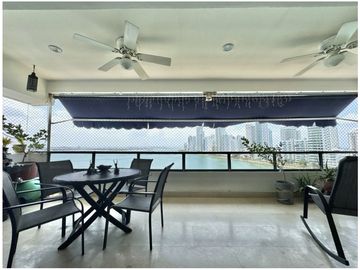Apartamento Bocagrande sobre la bahia