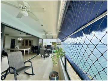 Apartamento Bocagrande sobre la bahia