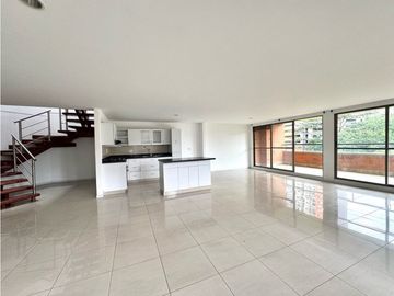 Vendo duplex en Sabaneta