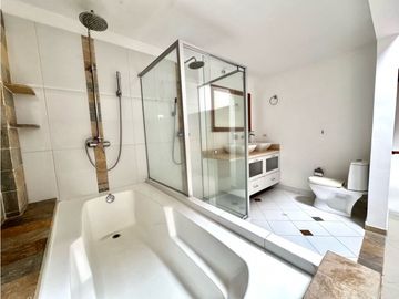 Vendo duplex en Sabaneta