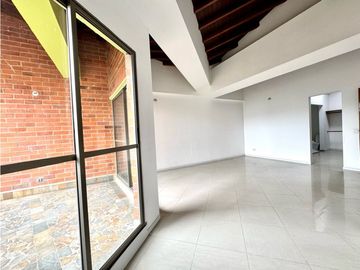 Vendo duplex en Sabaneta