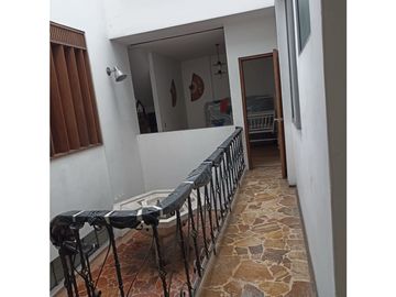 VENTA CASA AVENIDA SANTANDER MANIZALES