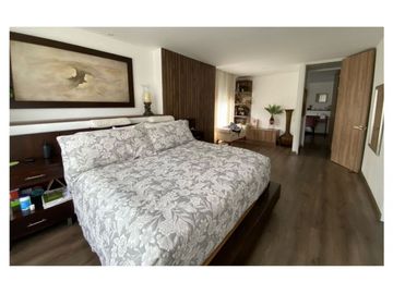 Venta apartamento hermoso apartamento con amplios espacios Loma de la