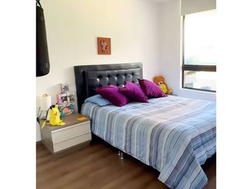 Venta apartamento hermoso apartamento con amplios espacios Loma de la